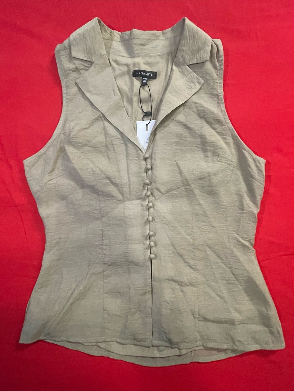 Dynamite Sleeveless Button-Front Tan Collared Blouse